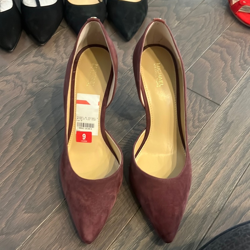 Brand new Michael kors pumps